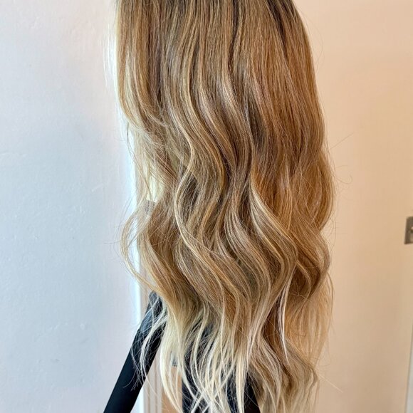 NWT (with modifications) Chelsey Smith Crowns Pauleen Carmel Latte Wig - Picture 4 of 13